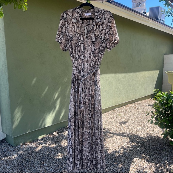 Socialite Dresses & Skirts - Socialite Snakeskin Long Dress Size: XL